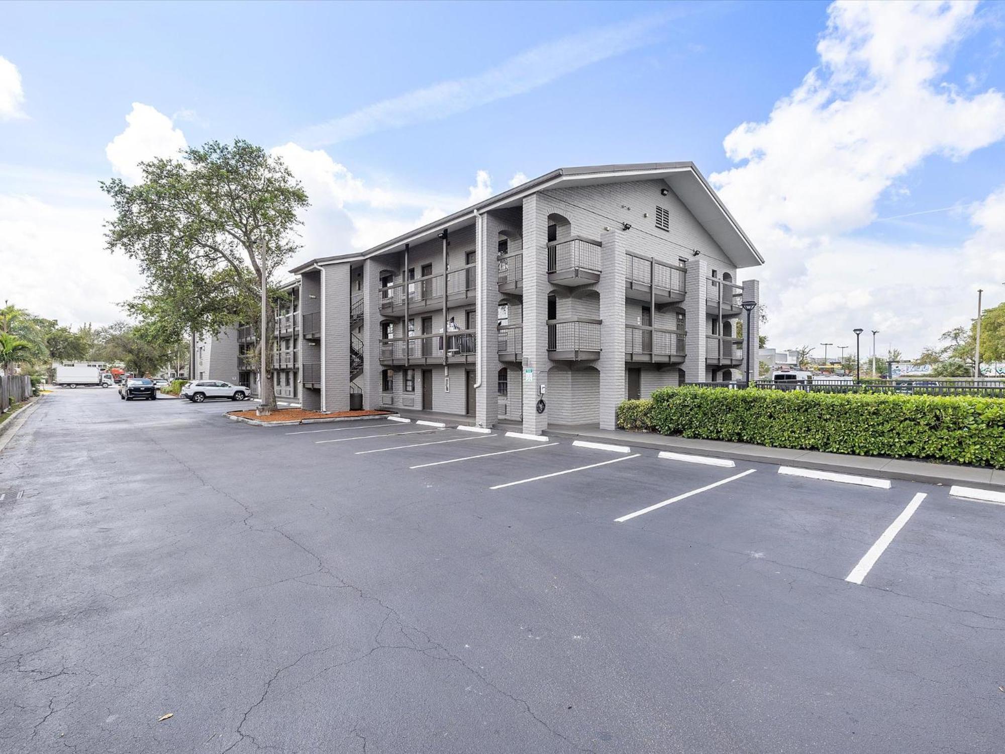 La Quinta Inn By Wyndham Miami Airport North Miami Springs Esterno foto